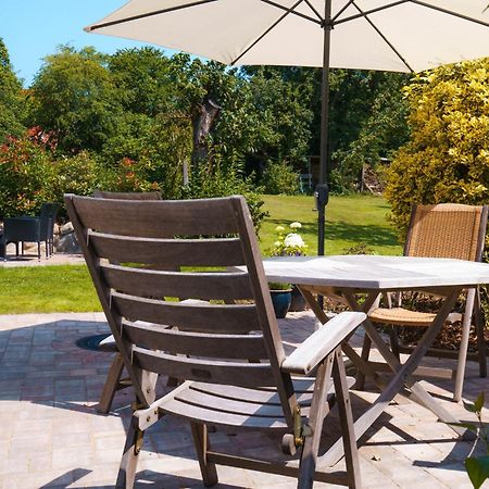 Ferienhaus Seeschwalbe Mit Grossem Garten Eckernförde Exteriér fotografie